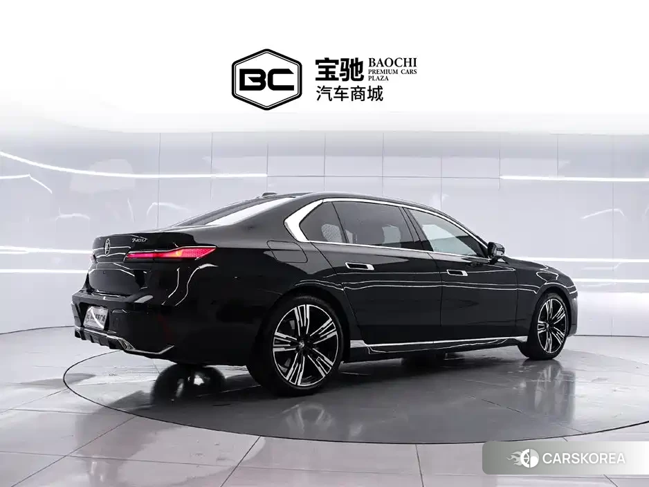 BMW 7 series 2026 Черный из Китая, фото 4
