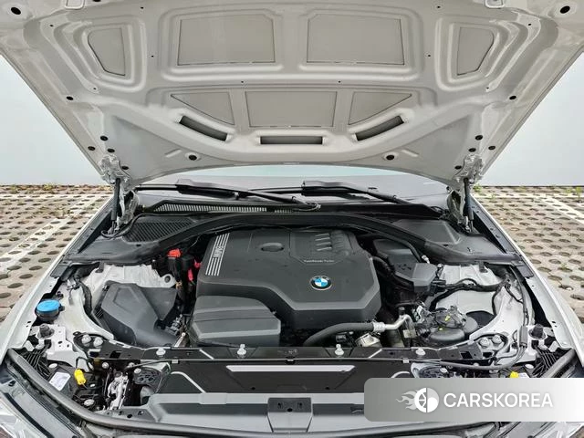 BMW 3 series 2023 Белый из Китая, фото 4