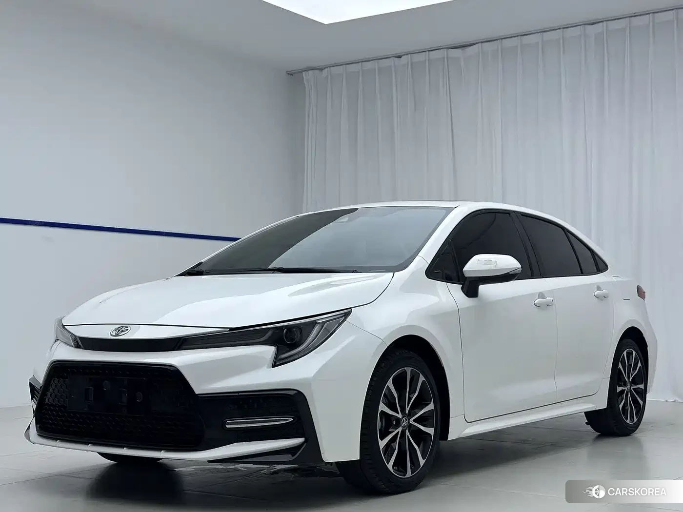 Toyota Levin 2022 Белый из Китая, фото 4