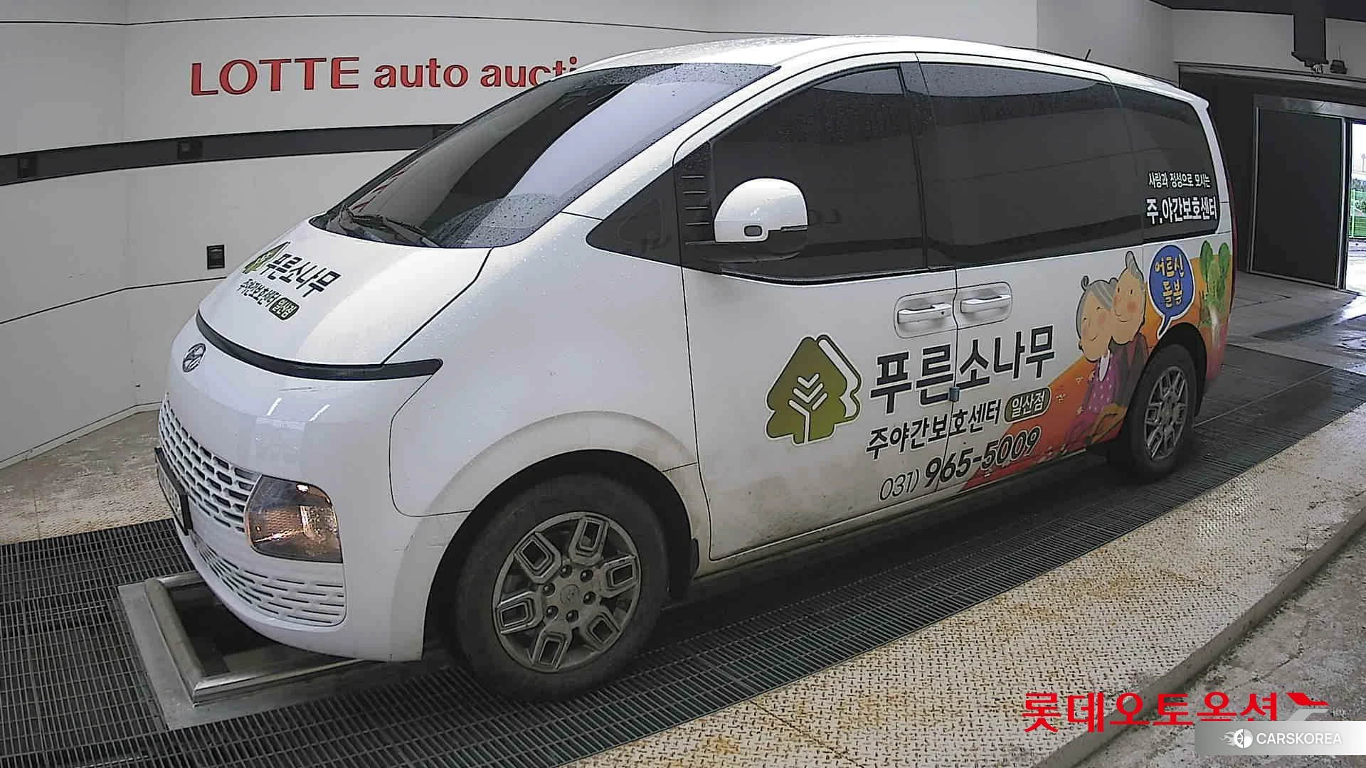Hyundai Staria 2022 Белый из Кореи, фото 4