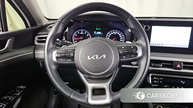 Kia K5 3rd generation 2022 Белый из Кореи, фото 4