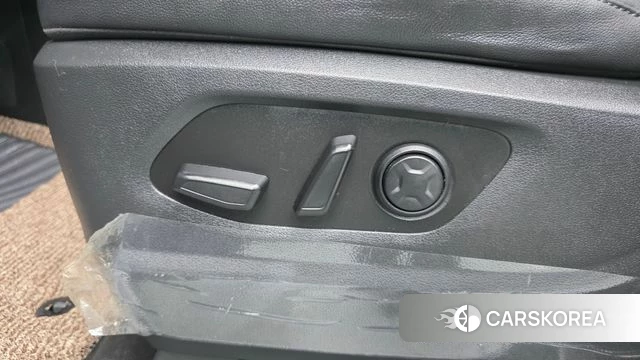 Hyundai Staria 2024 Серебряный из Кореи, фото 4
