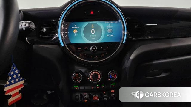 Mini Cooper 2021 Жемчужный цвет из Кореи, фото 4
