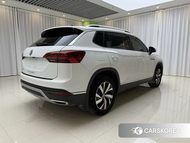 Volkswagen Tanyue 2022 Белый из Китая, фото 4