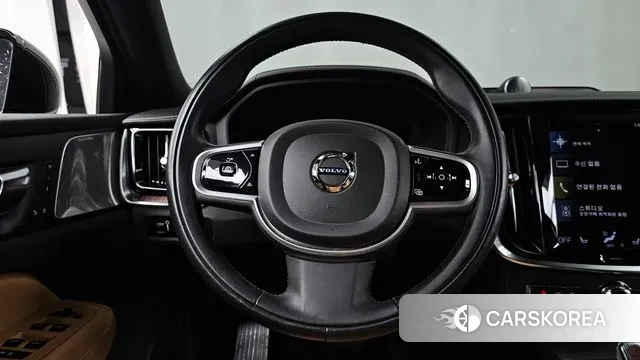 Volvo S60 3rd generation 2022 Черный из Кореи, фото 4