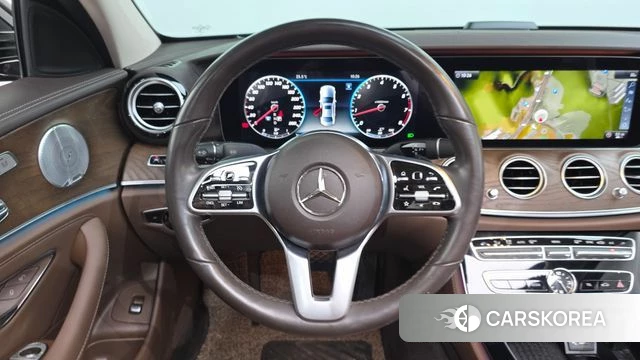 Mercedes-Benz E-Class W213 2019 Черный из Кореи, фото 4