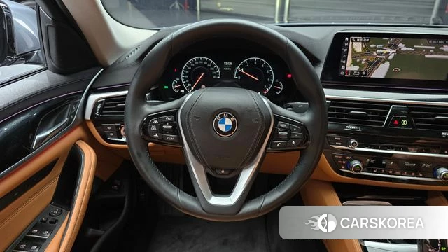 BMW 5 Series (G30) 2019 Серый из Кореи, фото 4