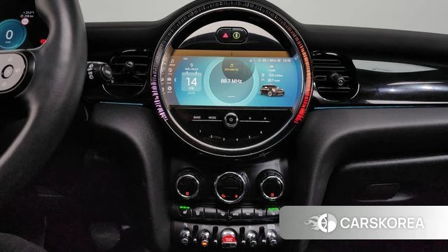Mini Cooper 2023 Белый из Кореи, фото 4