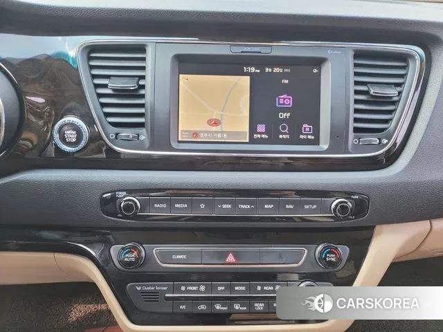 Kia The New Carnival 2019 Черный из Кореи, фото 4