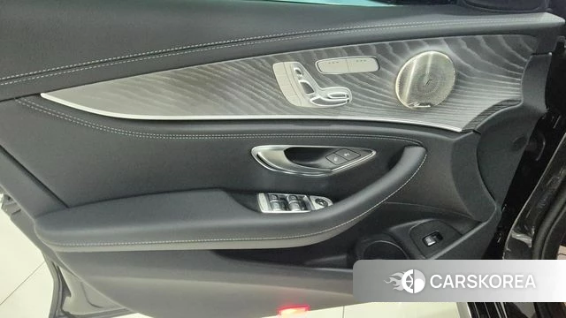 Mercedes-Benz E-Class W213 2022 Серый из Кореи, фото 4