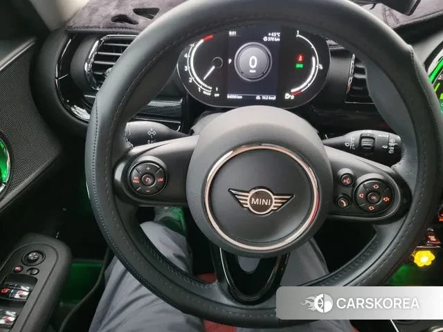 Mini Cooper Clubman 2021 Зеленый из Кореи, фото 4