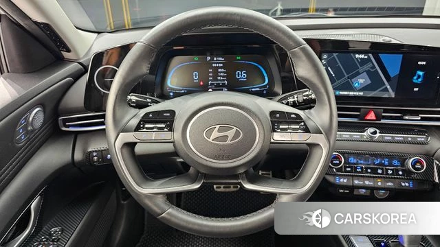 Hyundai The New Avante (CN7) 2023 Белый из Кореи, фото 4