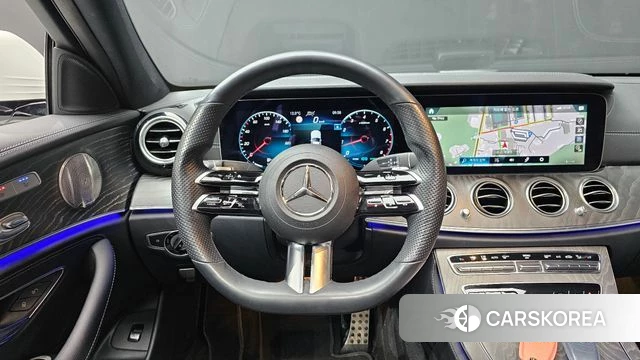 Mercedes-Benz E-Class W213 2022 Белый из Кореи, фото 4