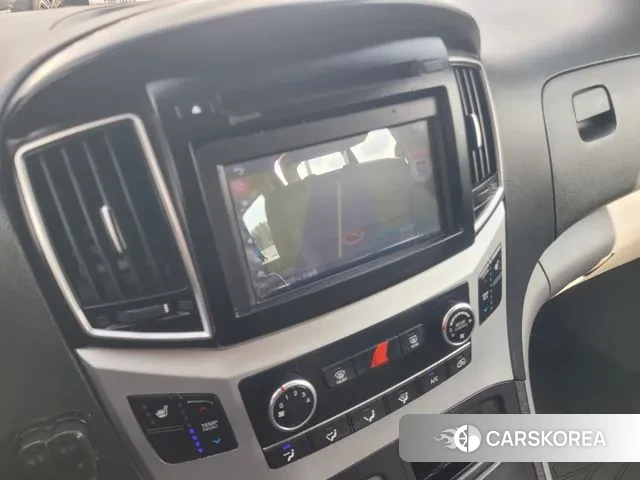 Hyundai The New Grand Starex 2018 Желтый из Кореи, фото 4