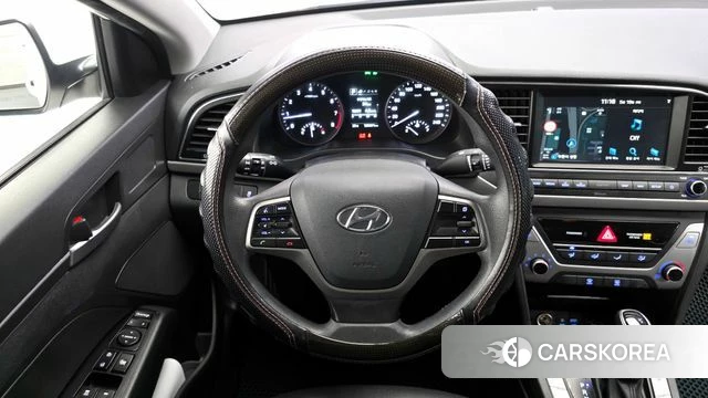 Hyundai Avante AD 2018 Белый из Кореи, фото 4
