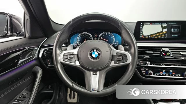BMW 5 Series (G30) 2018 Серый из Кореи, фото 4