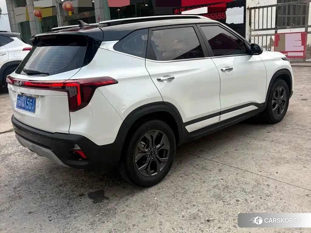 Kia Seltos 2023 Белый из Китая, фото 4