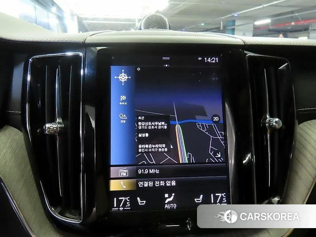 Volvo XC60 second Generation 2019 Белый из Кореи, фото 4