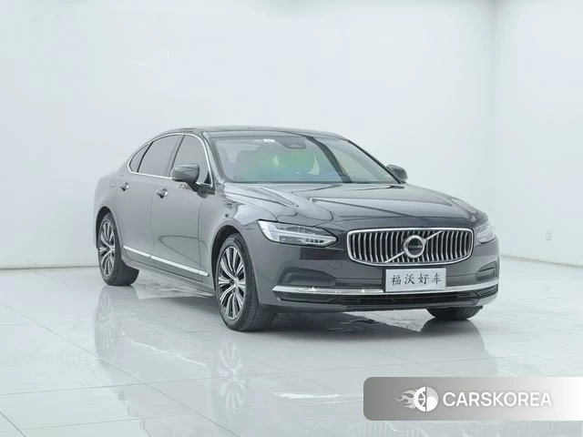 Volvo S90 2022 Темно-серый из Китая, фото 4