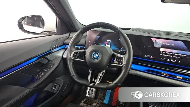 BMW i5 (G60) 2024 Белый из Кореи, фото 4