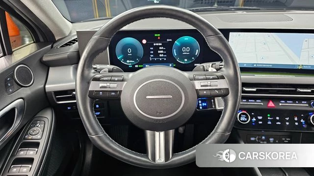 Hyundai Sonata D Edge Hybrid (DN8) 2024 Светло-серебряный цвет из Кореи, фото 4