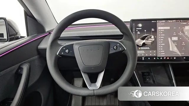 Tesla Model Y 2025 Черный из Кореи, фото 4