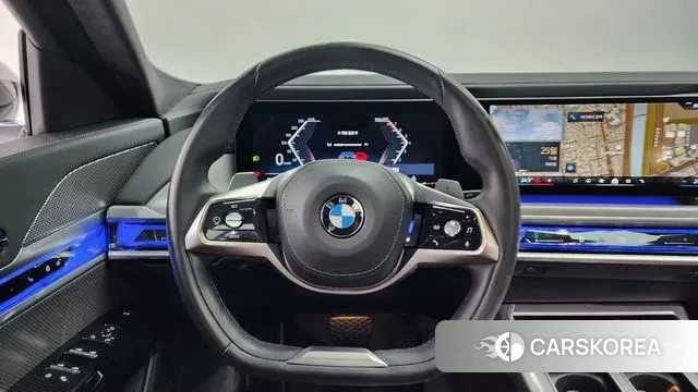 BMW 7 Series (G70) 2023 Черный из Кореи, фото 4