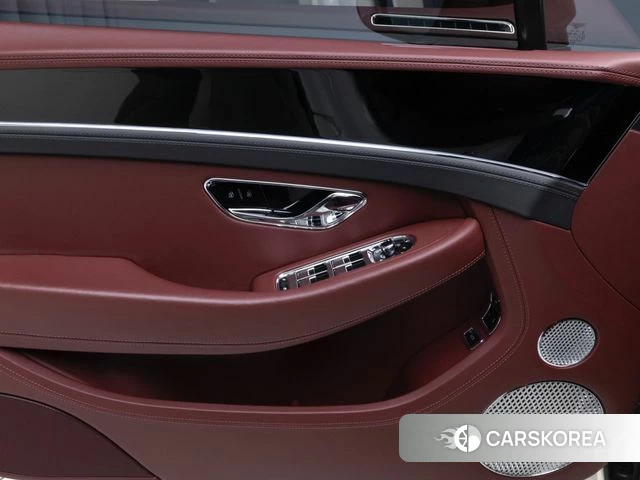 Bentley Continental GT 3rd Generation 2023 Белый из Кореи, фото 4