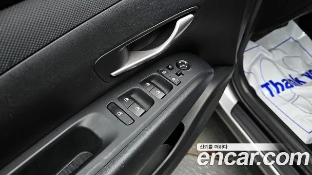 Hyundai Tucson (NX4) 2021 Серебристо-серый из Кореи, фото 4