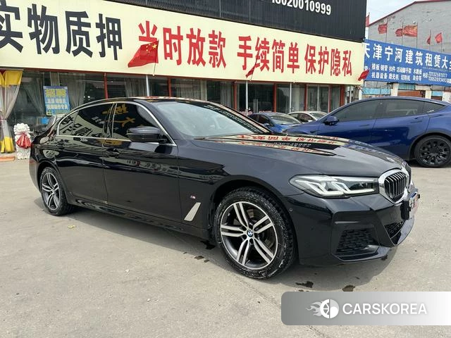 BMW 5 series 2022 Черный из Китая, фото 4