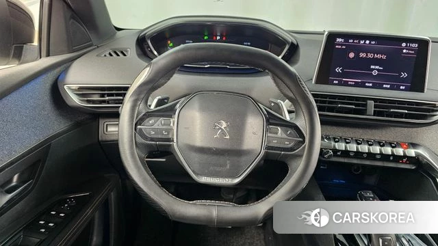 Peugeot 5008 second generation 2018 Белый из Кореи, фото 4