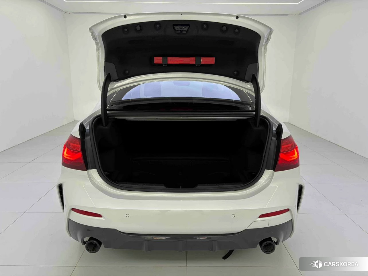 BMW 1 series 2022 Белый из Китая, фото 4