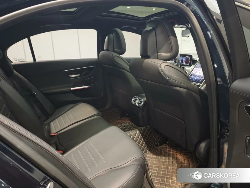 Mercedes-Benz Class C 2022 Зеленый из Китая, фото 4