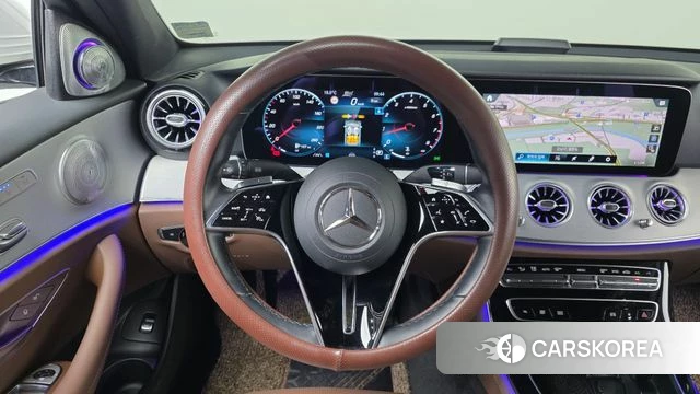 Mercedes-Benz E-Class W213 2021 Белый из Кореи, фото 4