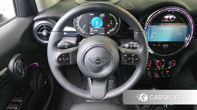 Mini Cooper 2023 Черный из Кореи, фото 4