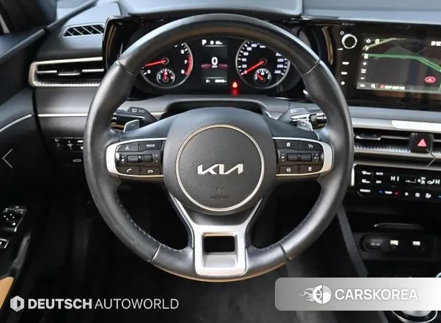 Kia K5 3rd generation 2022 Белый из Кореи, фото 4