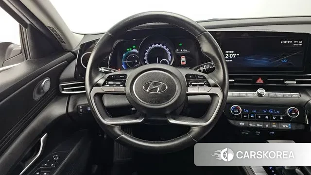 Hyundai Avante Hybrid (CN7) 2022 Белый из Кореи, фото 4