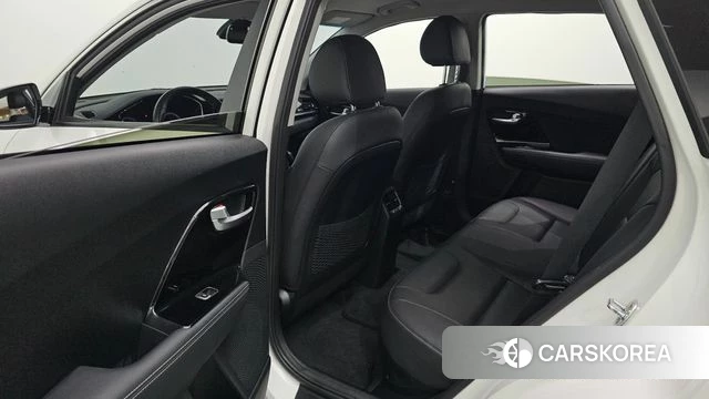 Kia The New Niro 2021 Белый из Кореи, фото 4