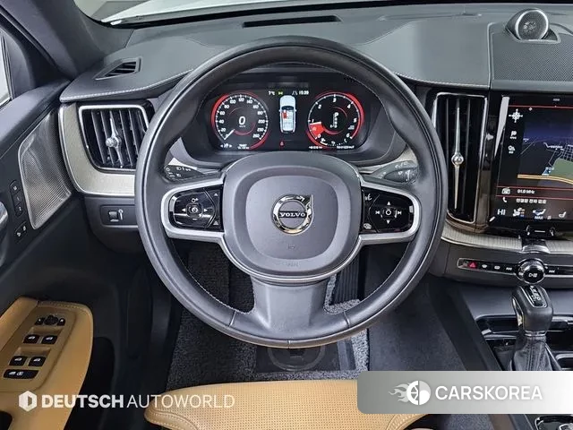 Volvo XC60 second Generation 2020 Белый из Кореи, фото 4