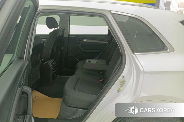 Audi Q5L 2019 Белый из Китая, фото 4