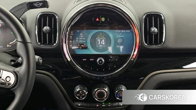 Mini Cooper Countryman 2022 Зеленый из Кореи, фото 4