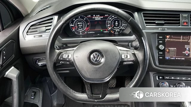 Volkswagen Tiguan Allspace 2018 Серый из Кореи, фото 4