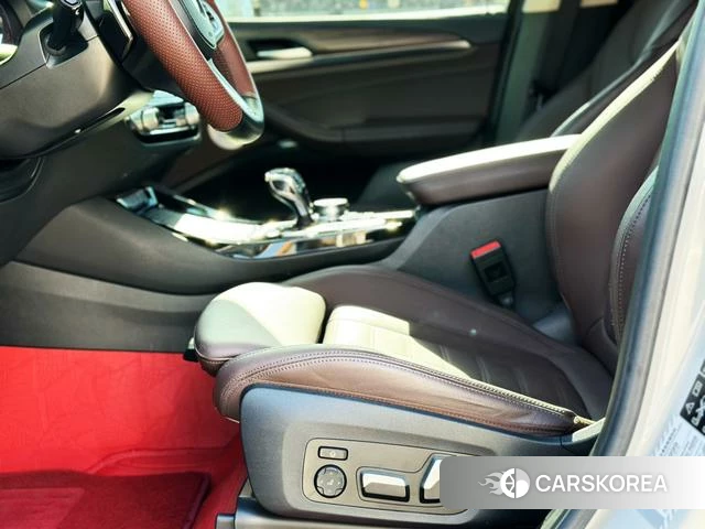 BMW X3 2021 Белый из Китая, фото 4