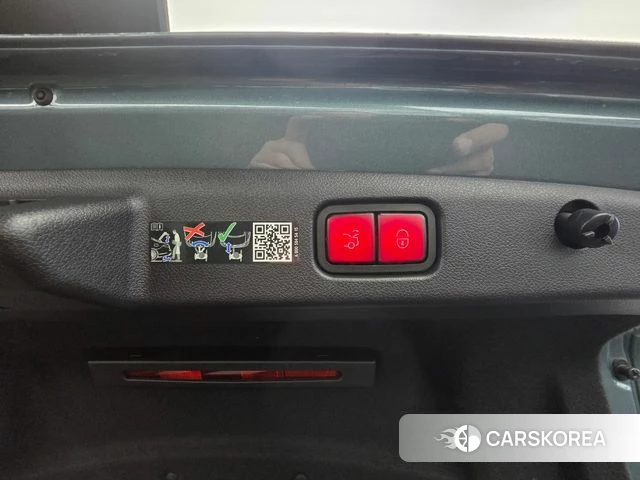 Mercedes-Benz E-Class W214 2025 Синий нефрит из Кореи, фото 4