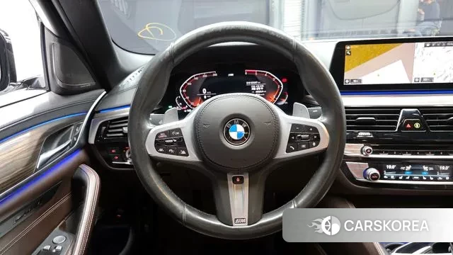 BMW 5 Series (G30) 2020 Белый из Кореи, фото 4