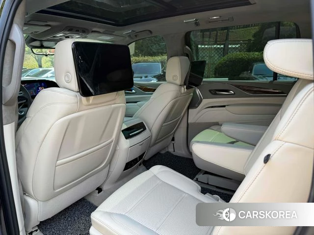 Cadillac Escalade 5th Generation 2024 Черный из Кореи, фото 4