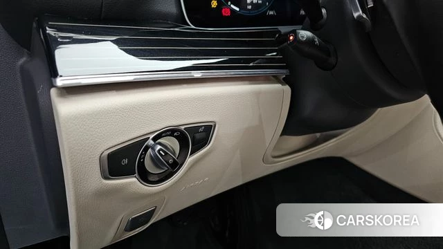 Mercedes-Benz E-Class W213 2021 Черный из Кореи, фото 4