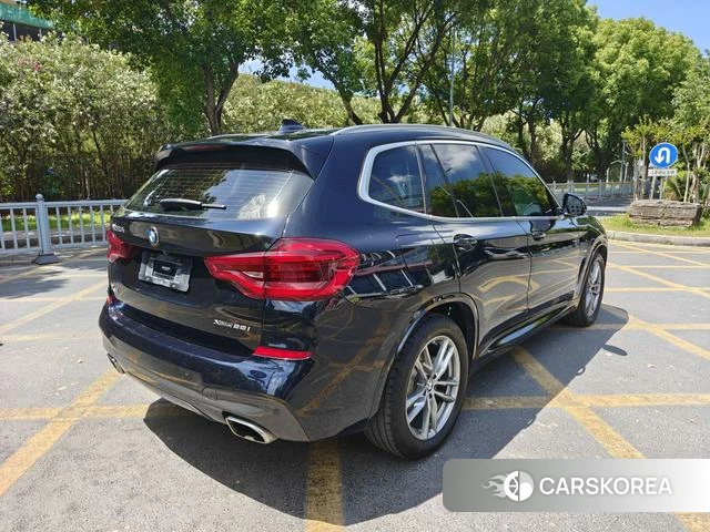 BMW X3 2021 Черный из Китая, фото 4