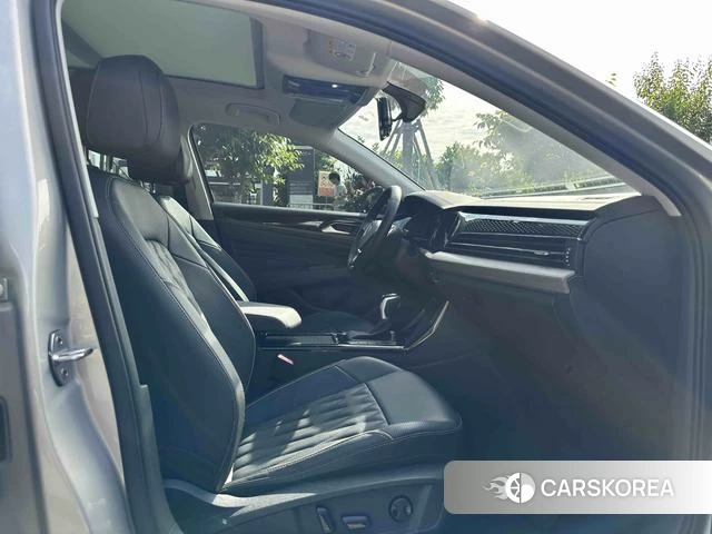 Volkswagen Passat 2021 Шампань из Китая, фото 4