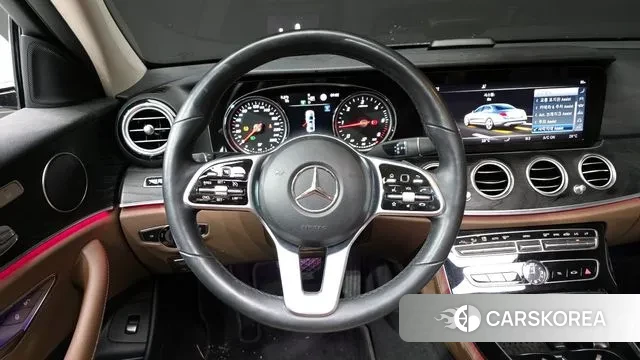 Mercedes-Benz E-Class W213 2018 Белый из Кореи, фото 4